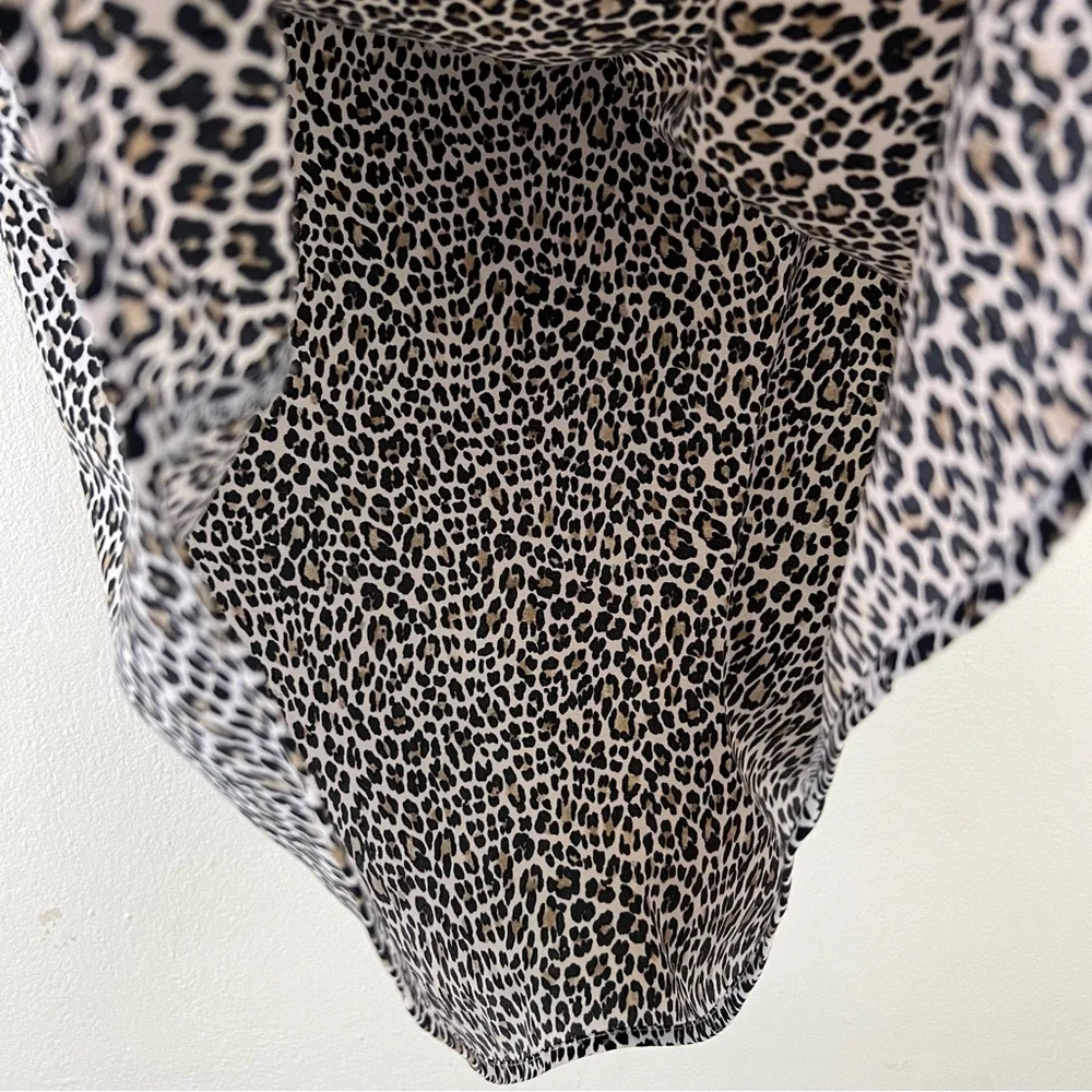 Chico’s Leopard Print Boho Short Sleeve Casual Scoop Neck Top
